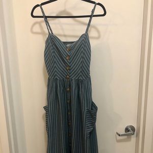 Women's Midi Striped Dress with Pockets